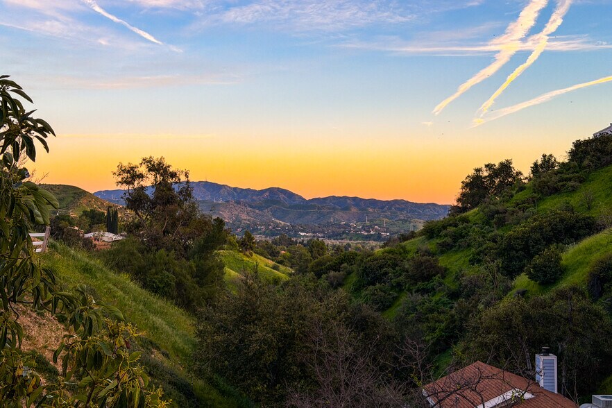 More Photos Of 12141 Wildwood Trl, Kagel Canyon Specialty For Sale