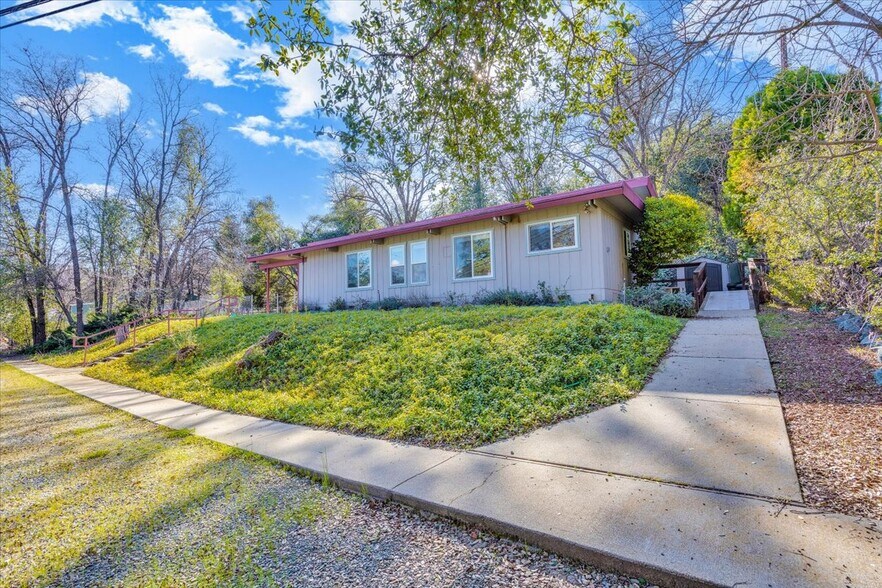 More Photos Of 304 CA-4, Murphys Office Residential For Sale