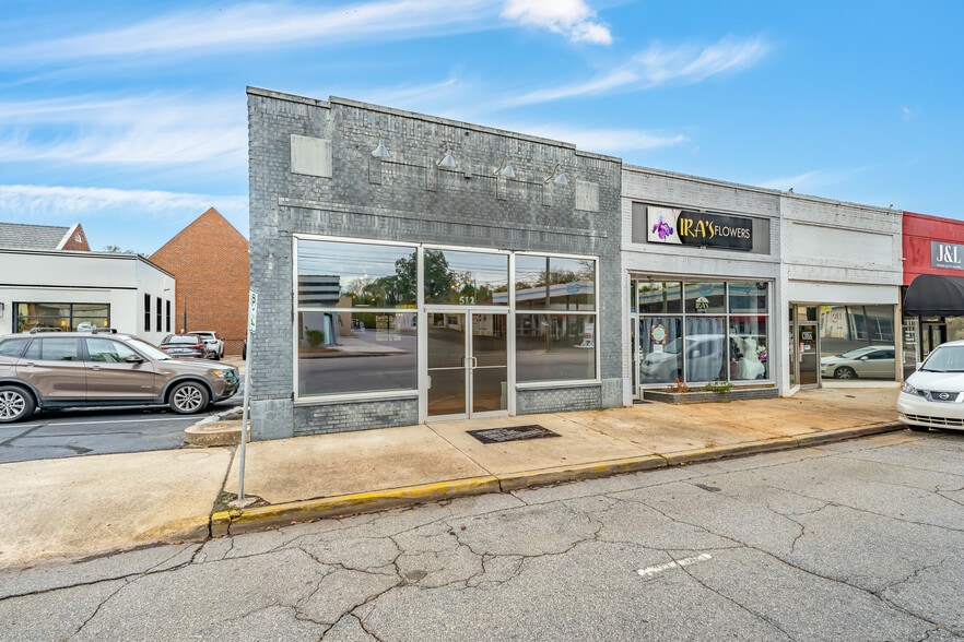More Photos Of 512 E Main St, Spartanburg Storefront For Lease