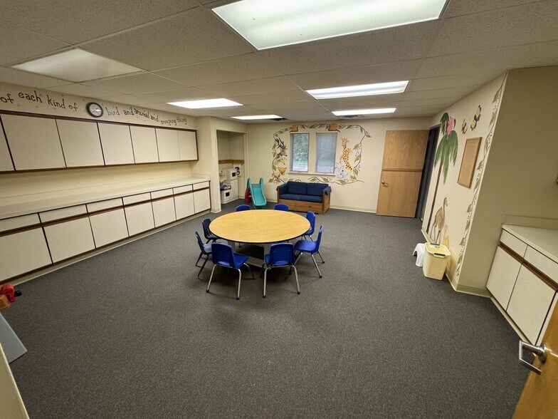 More Photos Of 5225 Calkins Rd, Flint Religious Facility For Sale