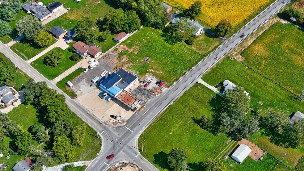 More Photos Of 5982 W State Road 32, Anderson Service Station For Sale