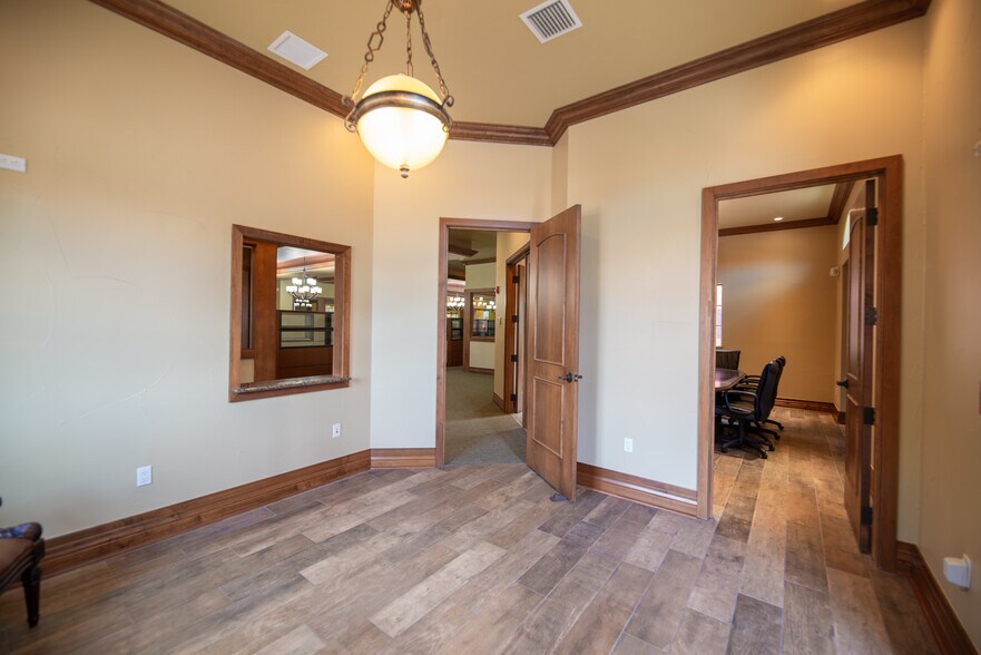More Photos Of 2420 Brunello Trace, Lutz Office For Sale