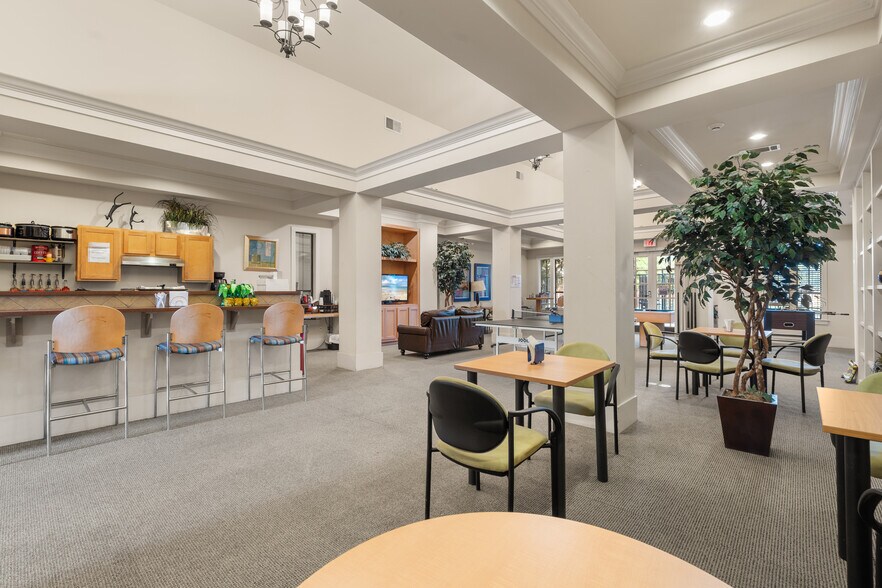 More Photos Of 1500 S Avenue K, Portales Multifamily For Sale