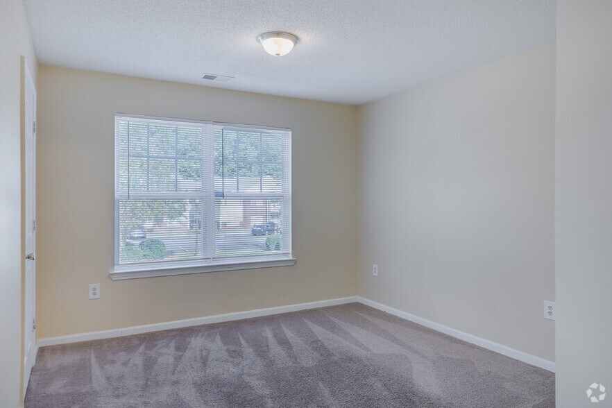 More Photos Of 246 Pidgeon Bay Rd, Summerville Apartments For Sale