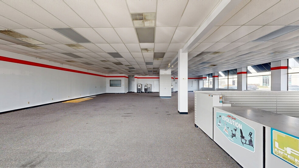 More Photos Of 5901 Westheimer Rd, Houston Unknown For Lease