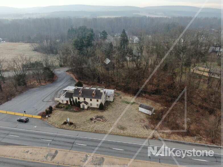 More Photos Of 824 E Benjamin Franklin Hwy, Douglassville Freestanding For Sale