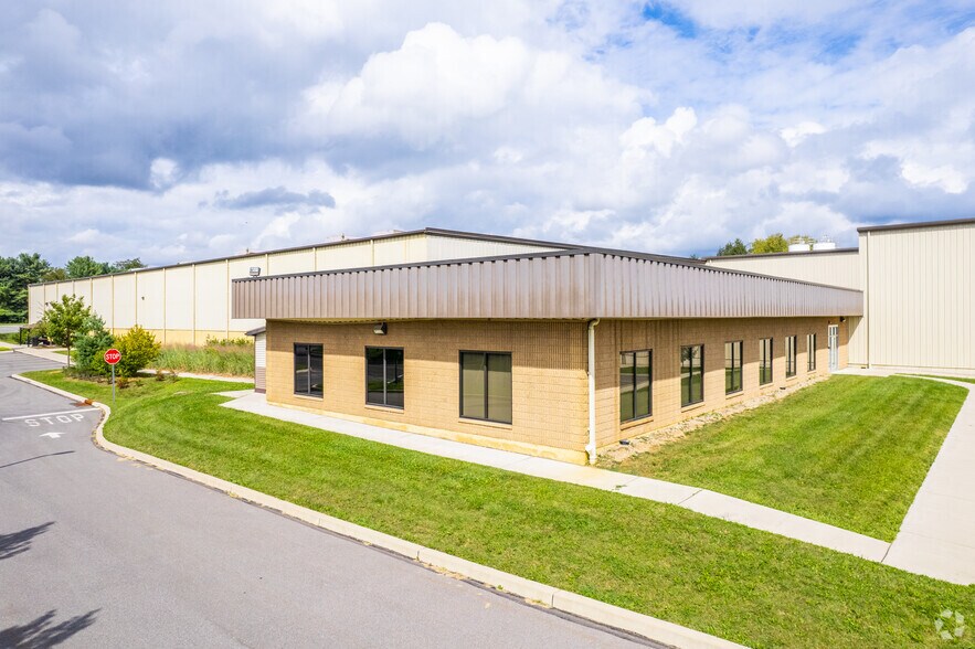 Primary Photo Of 190 Strykers Rd, Phillipsburg Warehouse For Lease