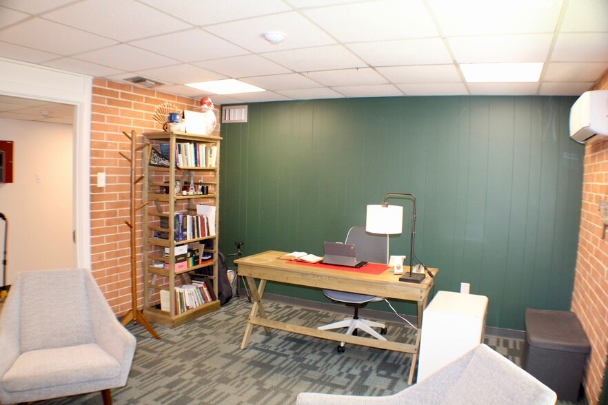 More Photos Of 4265 E Lucas Dr, Beaumont Religious Facility For Sale