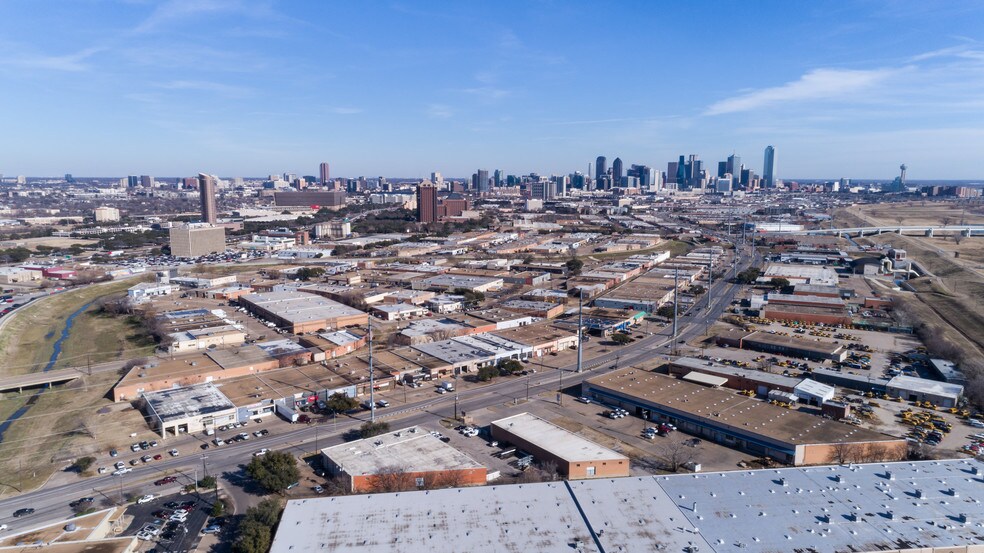 More Photos Of 2611 Irving Blvd, Dallas Distribution For Lease