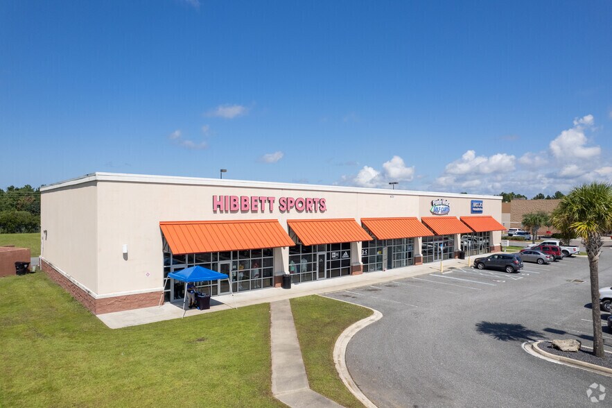 More Photos Of 463721 Sr-200, Yulee Freestanding For Lease