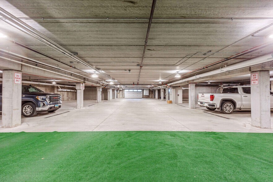 More Photos Of 5650 34th Ave S, Fargo Office For Lease