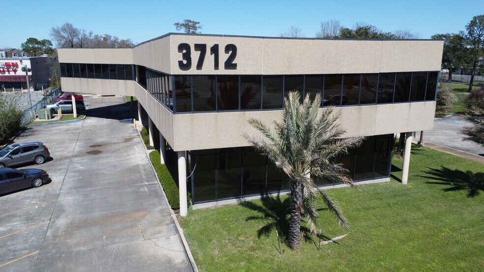 More Photos Of 3712 MacArthur Blvd, New Orleans Medical For Lease