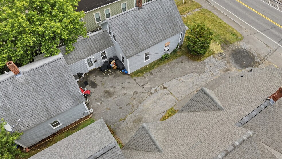 More Photos Of 10 Birch St, Derry Multifamily For Sale
