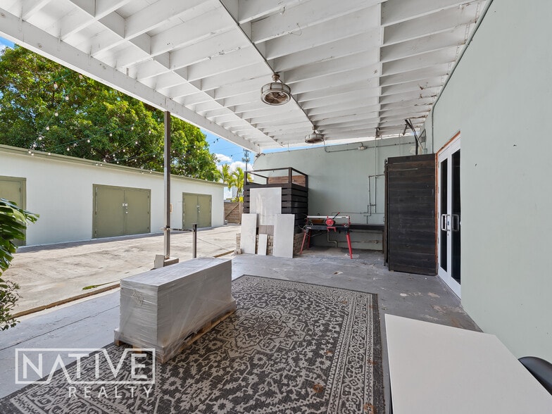 More Photos Of 1100 NE 5th Ter, Fort Lauderdale Storefront Retail Office For Sale