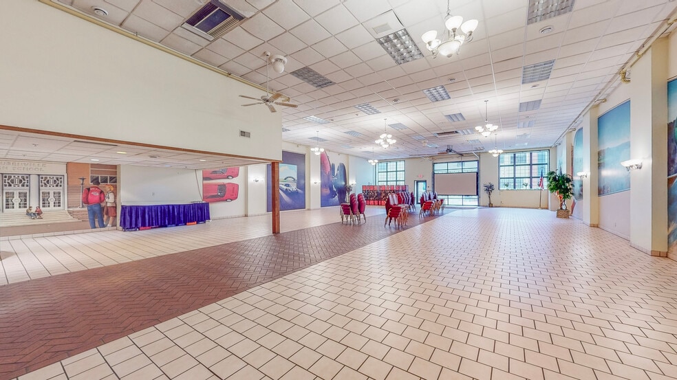 More Photos Of 501 Washington St, Steubenville Restaurant For Sale