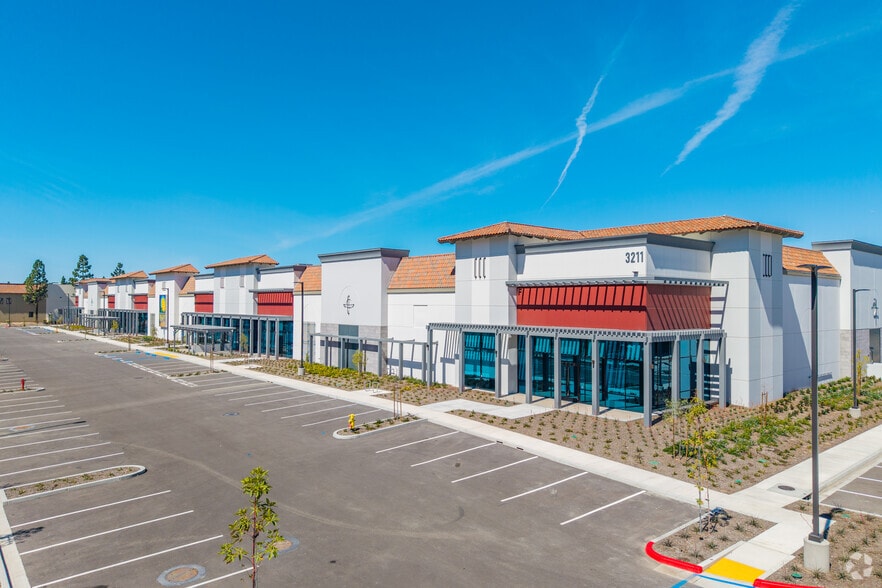 More Photos Of 3211 Mission Oaks Blvd, Camarillo Unknown For Lease