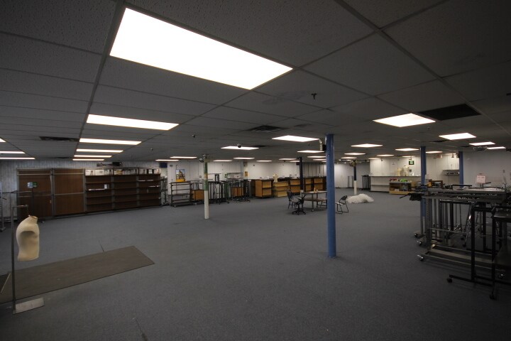 More Photos Of 1233 Main St, Worcester Storefront Retail Office For Lease