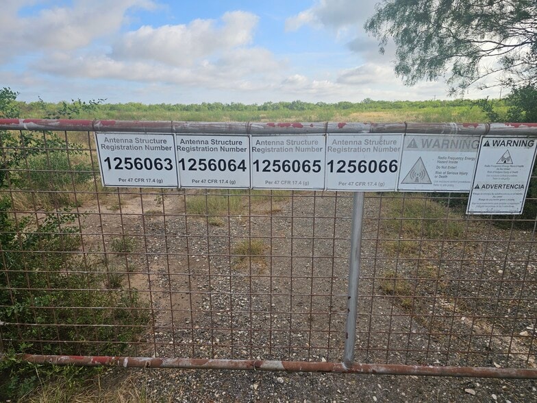 More Photos Of 13699 US 281, San Antonio Land For Sale