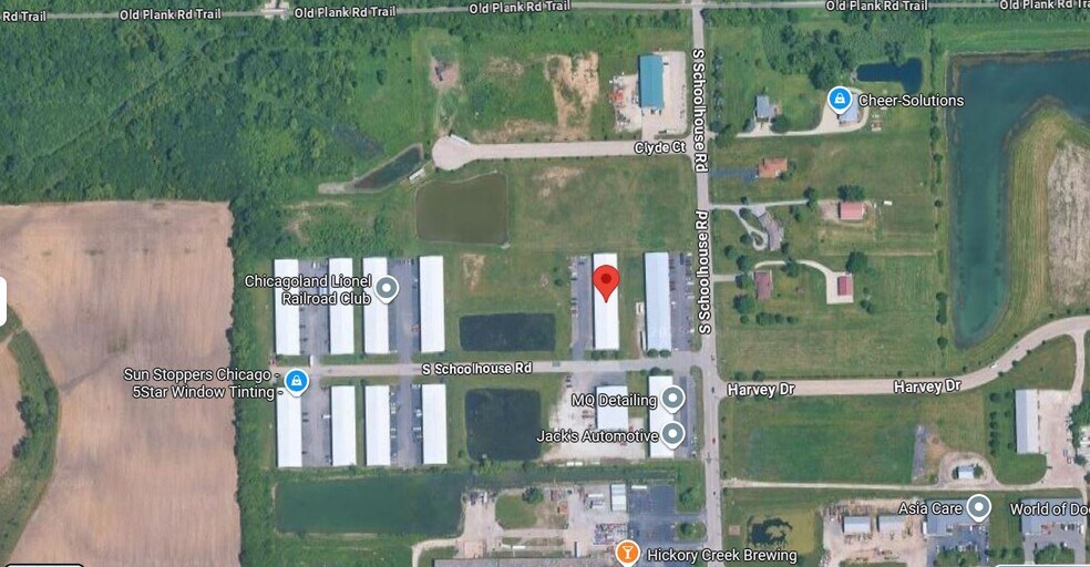 More Photos Of 1303 S Schoolhouse Rd, New Lenox Warehouse For Lease