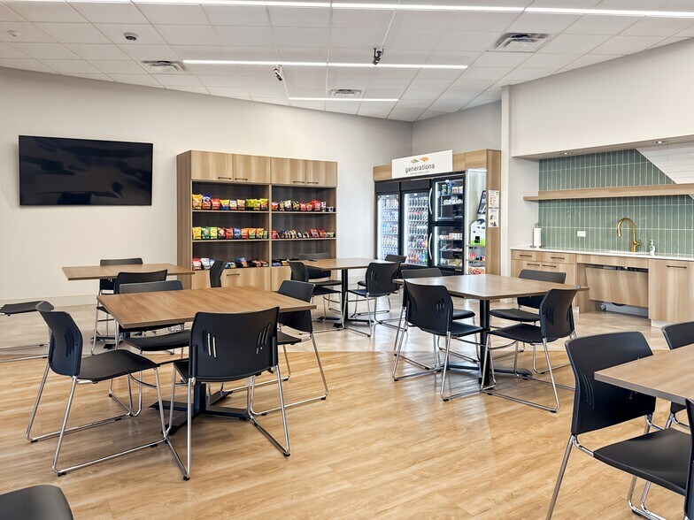 More Photos Of 1100 NW Loop 410, San Antonio Coworking Space