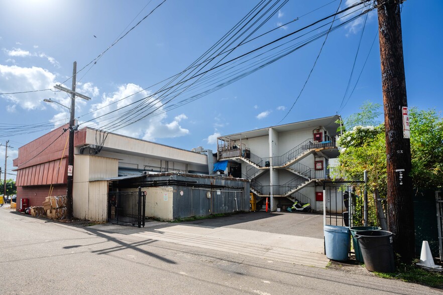 More Photos Of 1010 Kaili St, Honolulu Storefront Retail Residential For Sale