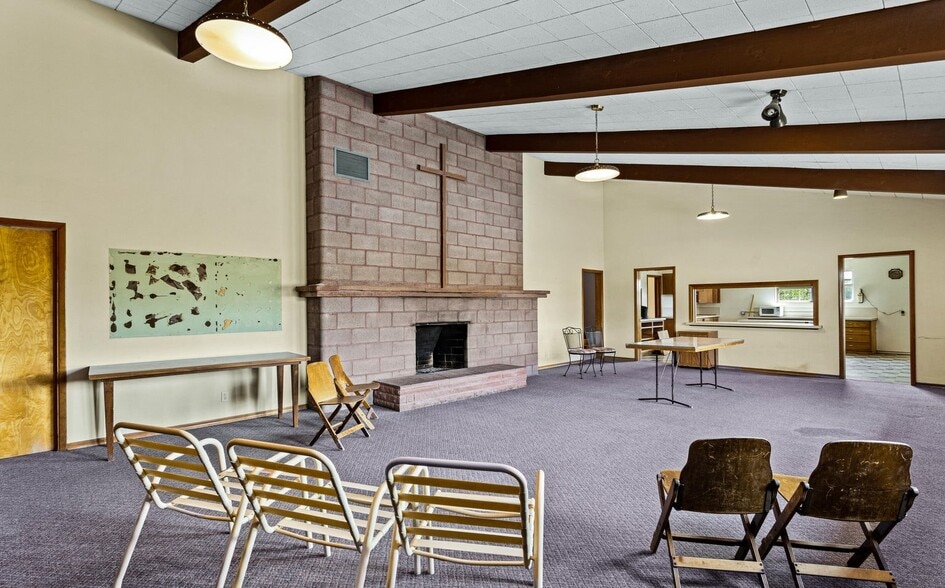 More Photos Of 720 Franklin Rd, Tieton Religious Facility For Sale