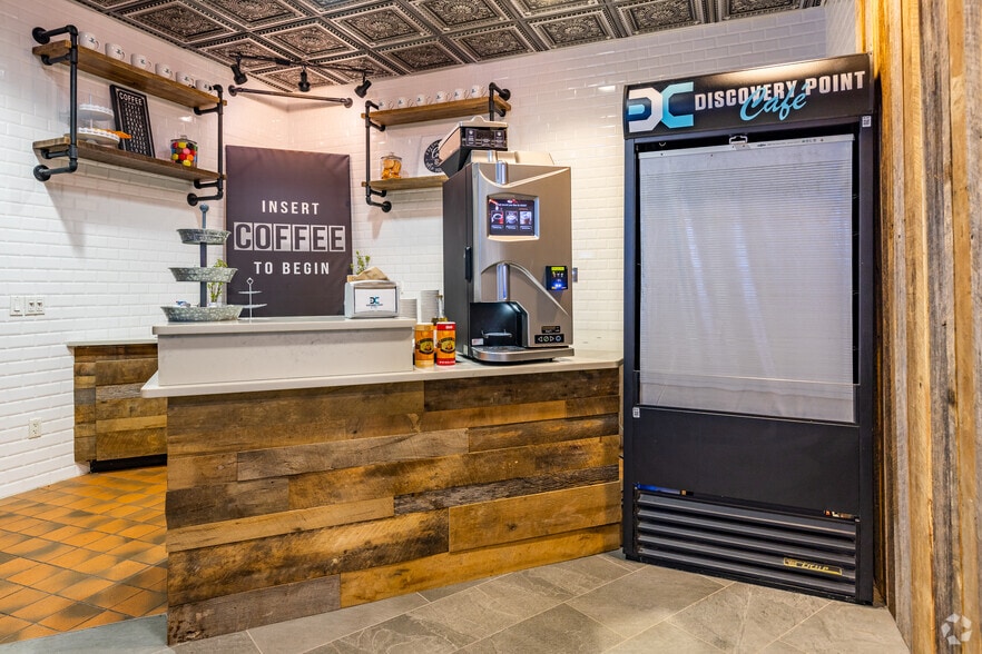 More Photos Of 2300 Discovery Dr, Orlando Office For Lease