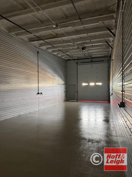 More Photos Of 2510 Canada Dr Canada, Colorado Springs Light Distribution For Sale