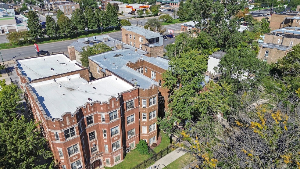 More Photos Of 7150-52 S Cornell Ave, Chicago Apartments For Sale