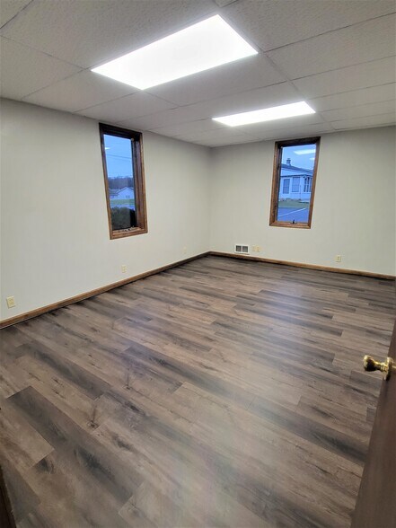 More Photos Of 1225 N Home Rd, Mansfield Medical For Lease