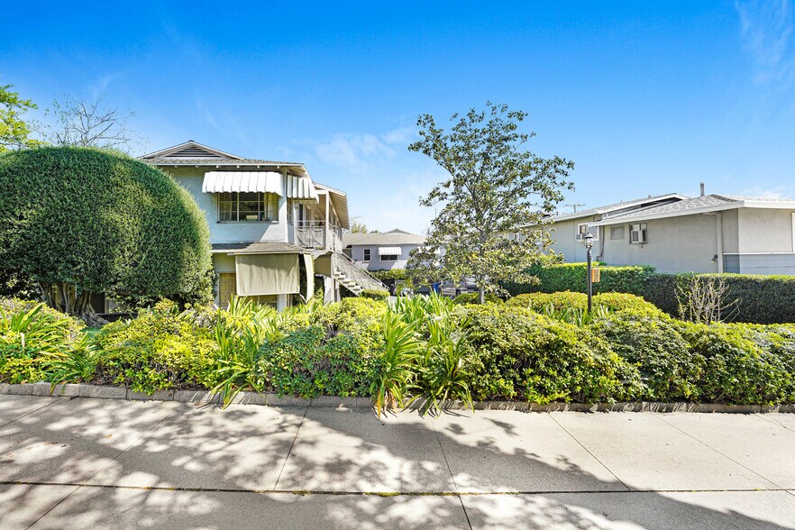 Primary Photo Of 164 N Baldwin Ave, Sierra Madre Multifamily For Sale