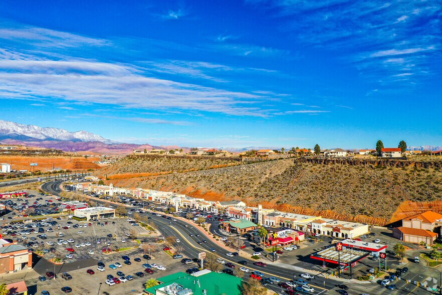 More Photos Of 250 N Red Cliffs Dr, Saint George Storefront For Lease