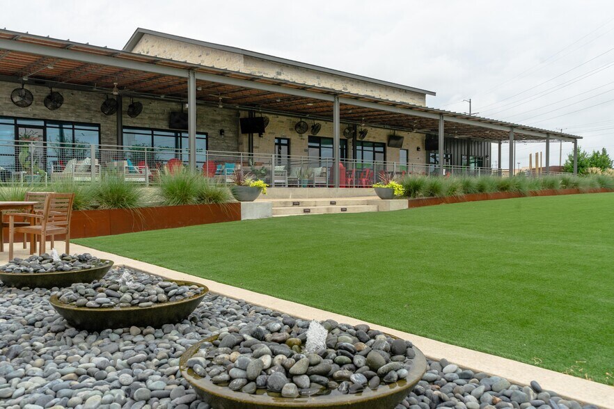 More Photos Of 1551 Greens Prairie Rd W, College Station Storefront Retail Office For Sale