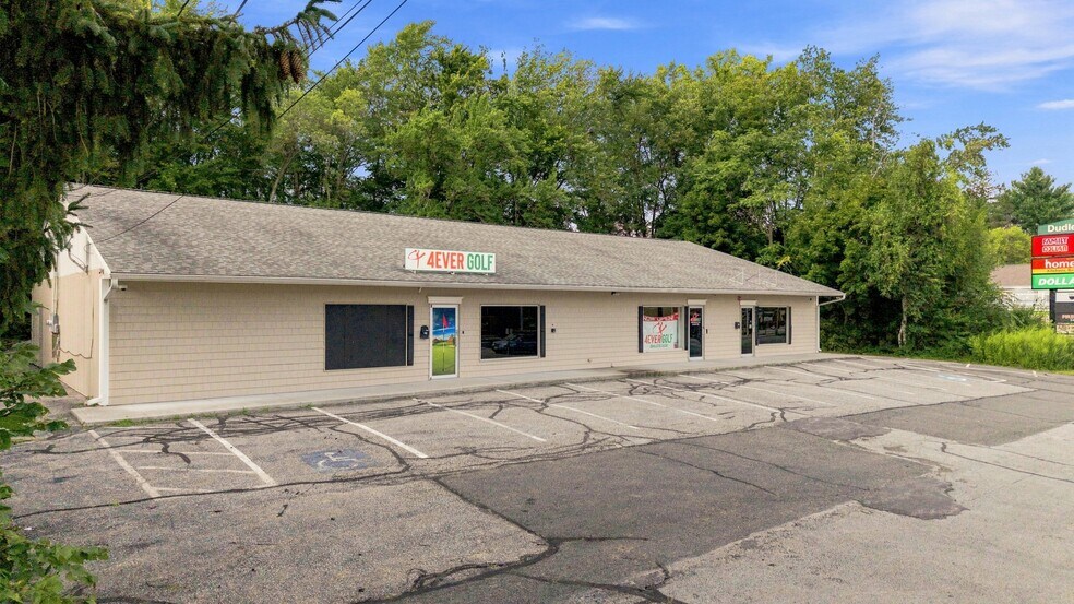 More Photos Of 184 W Main St, Dudley Freestanding For Sale