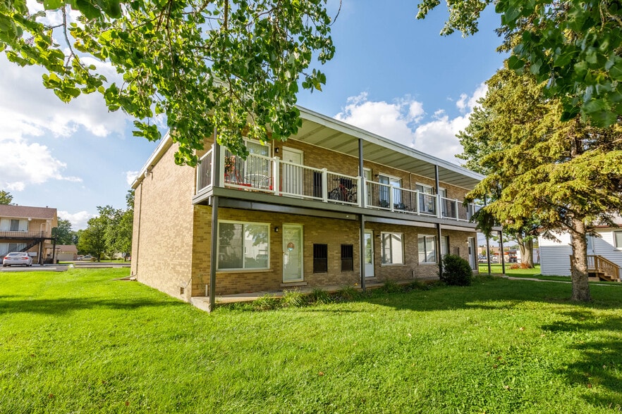More Photos Of 31740 Fraser Dr, Fraser Apartments For Sale