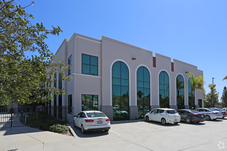 More Photos Of 6050 Santo Rd, San Diego Office For Lease