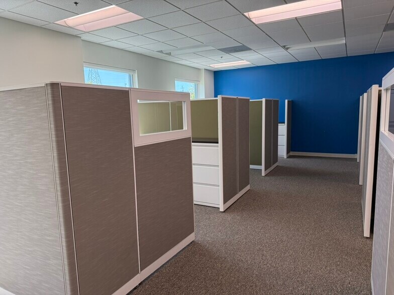 More Photos Of 15823 W Monte St, Sylmar Warehouse For Sale