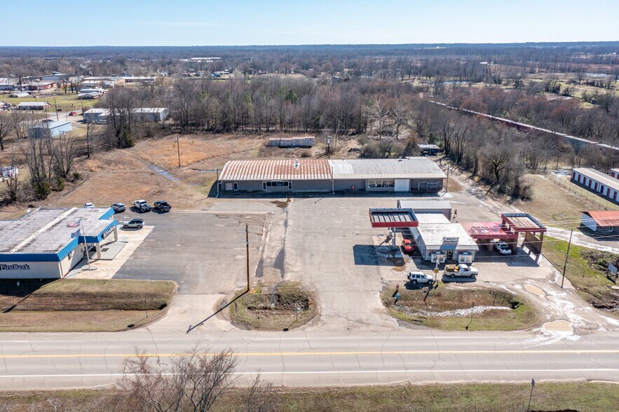 More Photos Of 6598 OK-98 Highway, Wright City Flex For Sale