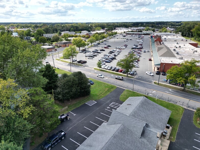 More Photos Of 320 Glebe Rd, Easton Office For Sale