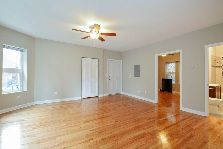 More Photos Of 8031-8035 S Drexel Ave, Chicago Apartments For Sale