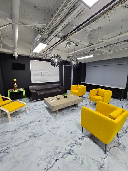 More Photos Of 500 Delaware St, Kansas City Coworking Space