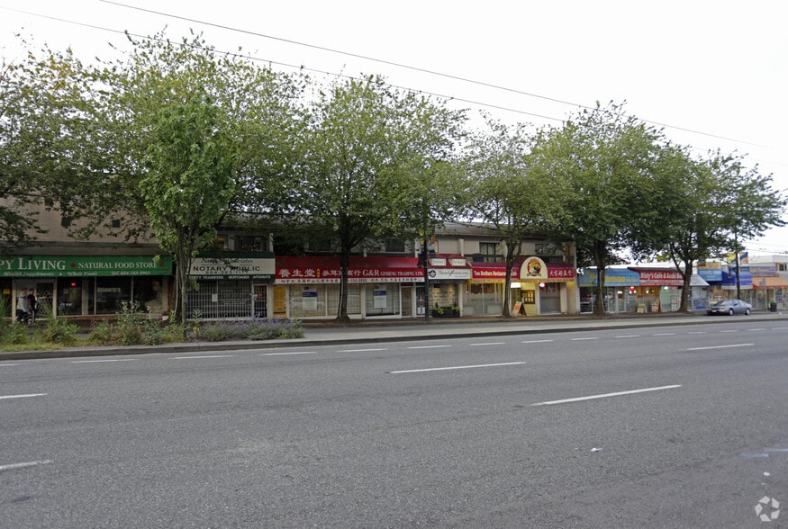 More Photos Of 8516-8532 Granville St, Vancouver Storefront Retail Residential For Lease