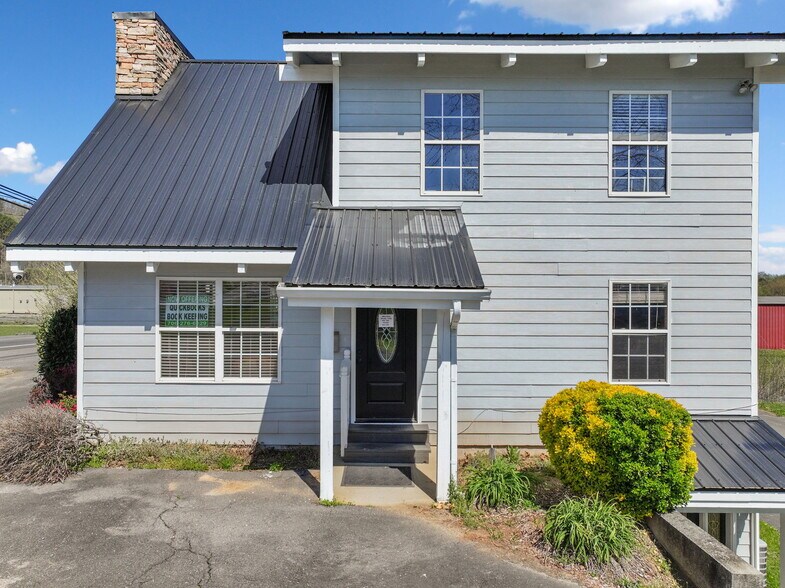 More Photos Of 243 Old Highway 5 S, Ellijay Loft Creative Space For Sale