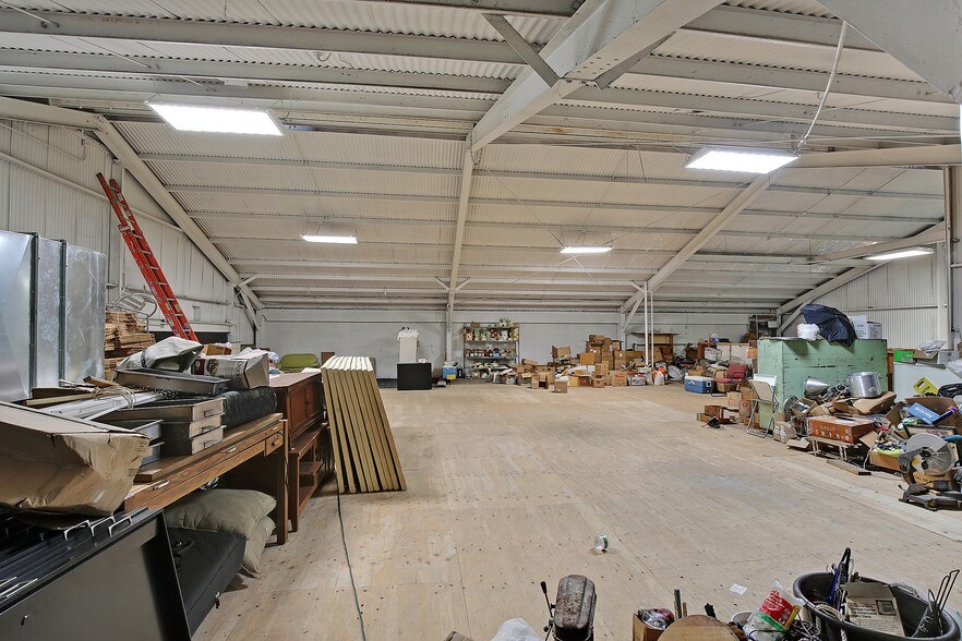 More Photos Of 4800 Bissell Ave, Richmond Manufacturing For Lease