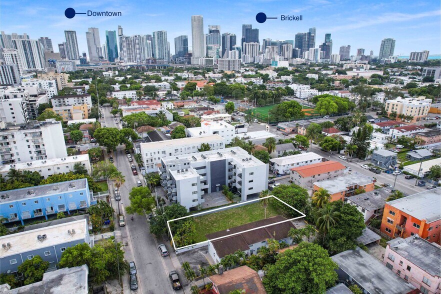 More Photos Of 850 SW 2nd St, Miami Land For Sale