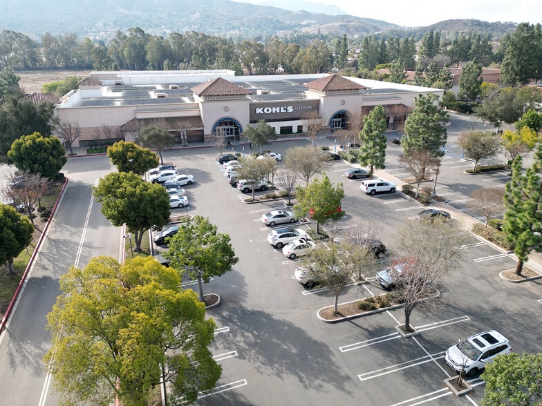 More Photos Of SW Newbury Road & Kelly Rd, Thousand Oaks Unknown For Lease
