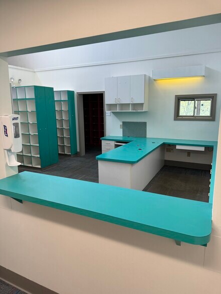 More Photos Of 1590 Medical Dr, Pottstown Medical For Lease