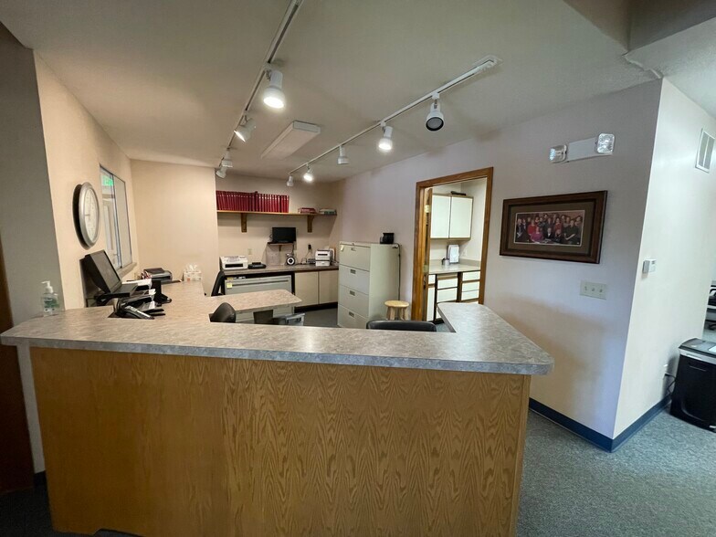 More Photos Of 1448 Lincoln Way East, South Bend Medical For Sale