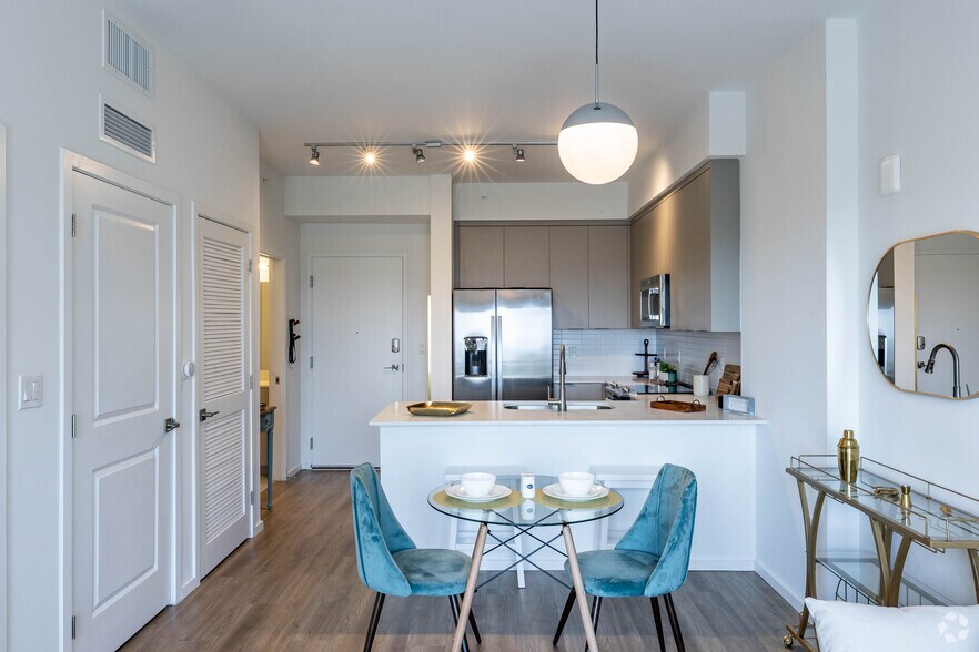 More Photos Of 3333 N Federal Hwy, Oakland Park Apartments For Lease