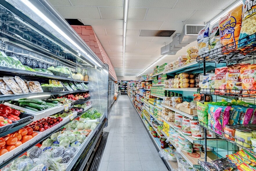 More Photos Of 147 Chestnut St, Roselle Park Storefront Retail Residential For Sale